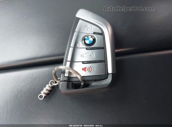WBA13BK01MCF15677 2021 BMW 5 SERIES Black Вид панелі приладів