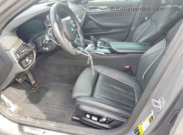 WBA13BK03MCF11162 2021 BMW M5 Gray Widok wnętrza z przodu