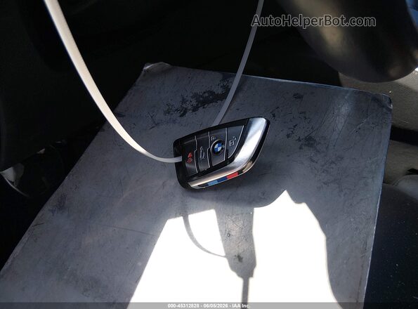 WBA13BK03PCN80581 2023 BMW M5 Gray წინა პანელის ხედი