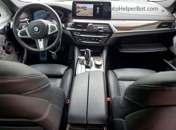 WBA13BK04NCJ66237 2022 BMW M5 White Widok deski rozdzielczej