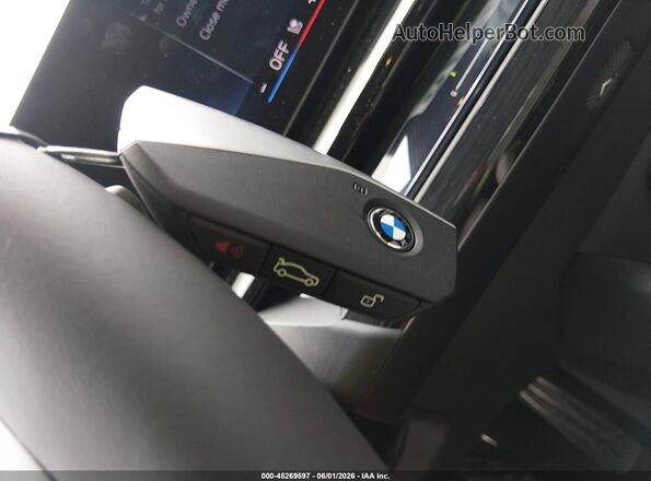 WBA13FK07TCX10136 2026 BMW 5 SERIES Black წინა პანელის ხედი