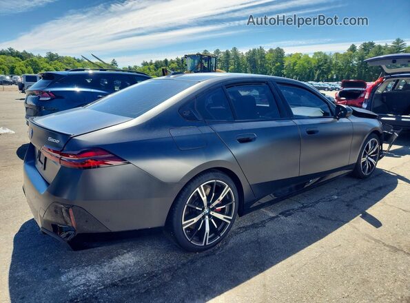 WBA13FK09TCV38532 2026 BMW 5 SERIES Black Tył prawy