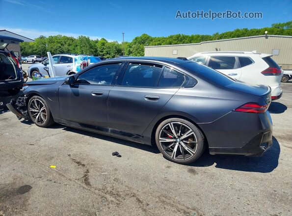 WBA13FK09TCV38532 2026 BMW 5 SERIES Black Tył lewy