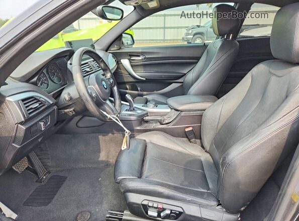 WBA1J7C53GV359807 2016 BMW M2 Gray Vista interior delantera