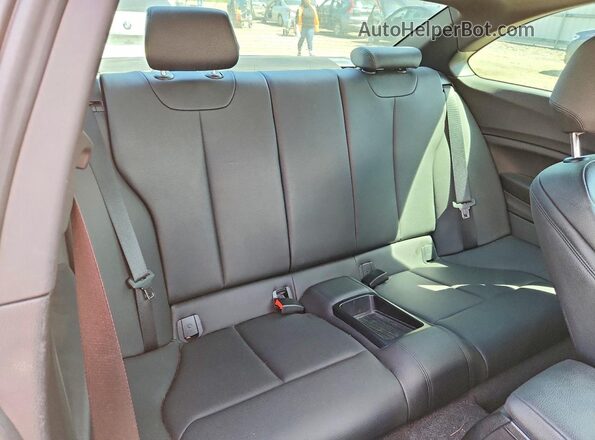 WBA1J7C54GV360562 2016 BMW M2 Silver უკანა სავარძლების ხედი