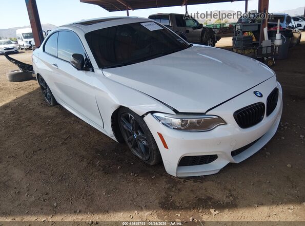 WBA1J7C5XGV359822 2016 BMW M2 White Front view