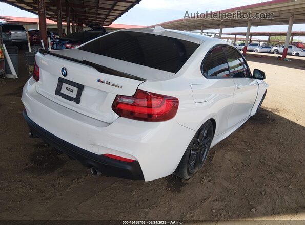 WBA1J7C5XGV359822 2016 BMW M2 White Rear right