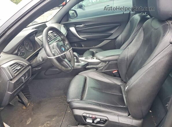 WBA1M1C54GV394196 2016 BMW M2 Gray Вид салону спереду
