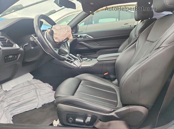 WBA23AT0XPCL29098 2023 BMW 4 SERIES Gray Вид салону спереду