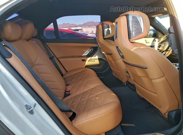WBA23EH03PCM28457 2023 BMW 7 SERIES Gray Vista de los asientos traseros