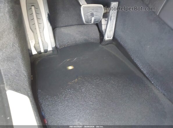 WBA23EH08PCM54262 2023 BMW 7 SERIES Gray Widok z przodu