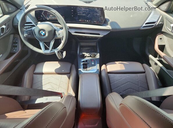 WBA23GG05S7T16709 2025 BMW 2 SERIES Gray Առջևի վահանակի տեսք
