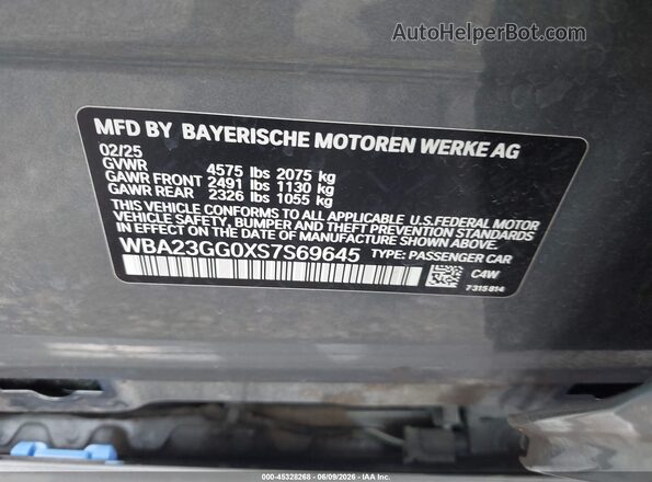 WBA23GG0XS7S69645 2025 BMW 2 SERIES Синий Вид подкапотного пространства