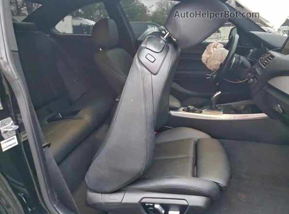 WBA2G1C33HV639310 2017 BMW M2 Black Vista de los asientos traseros