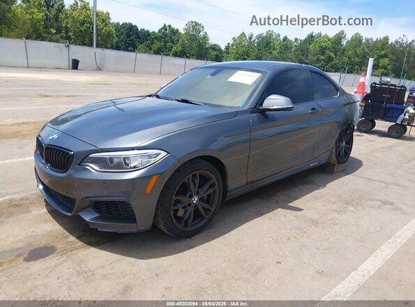 WBA2G1C55HV638774 2017 BMW M2 Серый Передняя левая четверть