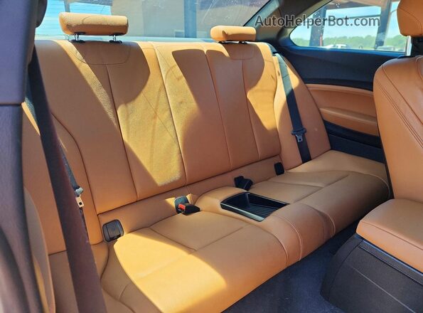 WBA2J5C54KVC07961 2019 BMW M2 Белый Вид задних сидений