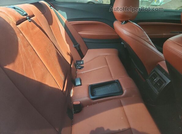 WBA2J7C50JVB28443 2018 BMW M2 Black Հետևի նստատեղերի տեսք