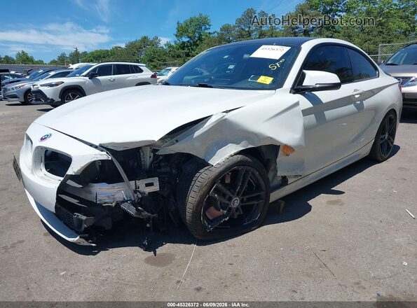 WBA2J7C50JVB28684 2018 BMW M2 White Առջևի ձախ երեք քառորդ տեսարան