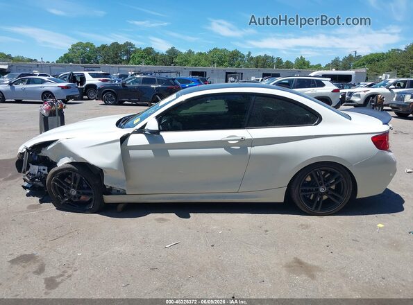 WBA2J7C50JVB28684 2018 BMW M2 White Սալոնի 360 աստիճան տեսք