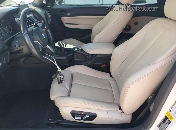 WBA2K9C34H7A26357 2017 BMW 2 SERIES White წინა სალონის ხედი