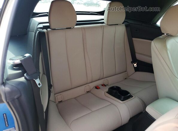 WBA2M7C55JVA97648 2018 BMW 2 SERIES Blue Հետևի նստատեղերի տեսք