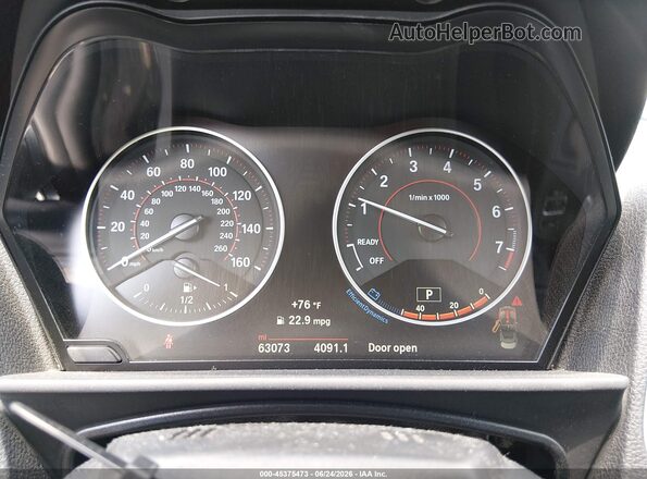 WBA2M9C5XHV717252 2017 BMW 2 SERIES White Widok tylnych siedzeń
