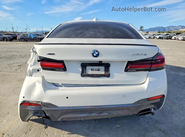 WBA33AG0XPCM01495 2023 BMW 5 SERIES White Вид ззаду