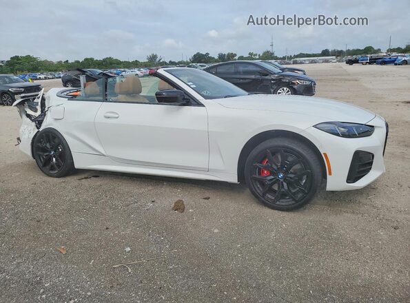 WBA33DB04VCX71976 2027 BMW 4 SERIES Белый Передняя правая четверть