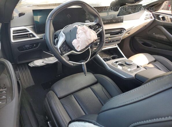 WBA33DB06SCT26814 2025 BMW 4 SERIES White Vista del salpicadero