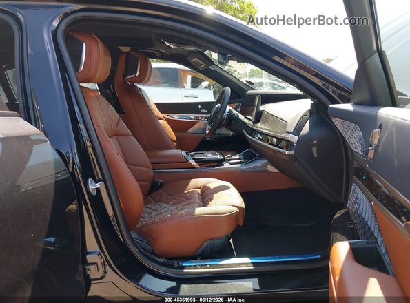 WBA33EJ03TCV99492 2026 BMW 7 SERIES Black Vista interior delantera