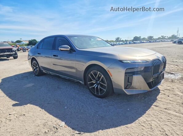 WBA33EJ09SCU62653 2025 BMW 7 SERIES Gray Առջևի աջ