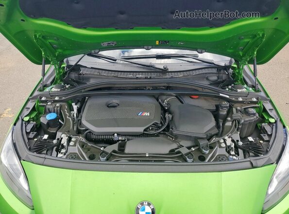 WBA33GG08S7T09614 2025 BMW M2 Green Սալոնի հետևի տեսք