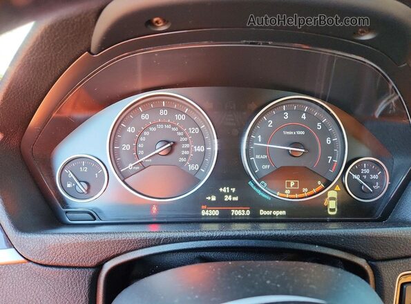 WBA3N9C59GK248947 2016 BMW 4 SERIES Black ხელსაწყოთა პანელის ხედი