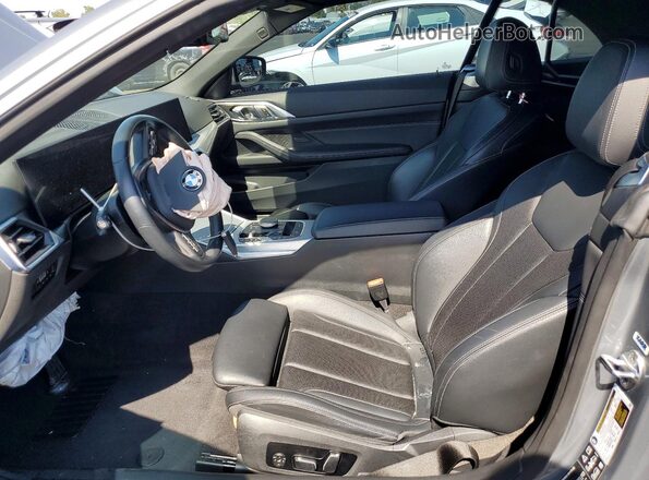 WBA43AT09RCR74014 2024 BMW 4 SERIES Gray წინა სალონის ხედი