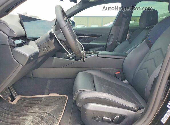 WBA43FJ01RCR12638 2024 BMW 5 SERIES Black Սալոնի դիմացի տեսք