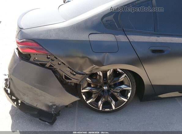 WBA43FJ01TCW22729 2026 BMW 5 SERIES Black Դիմացի տեսք