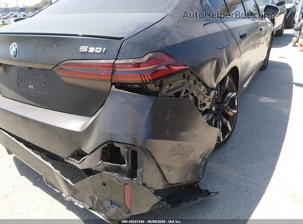 WBA43FJ01TCW22729 2026 BMW 5 SERIES Black Սարքավորումների վահանակի տեսք