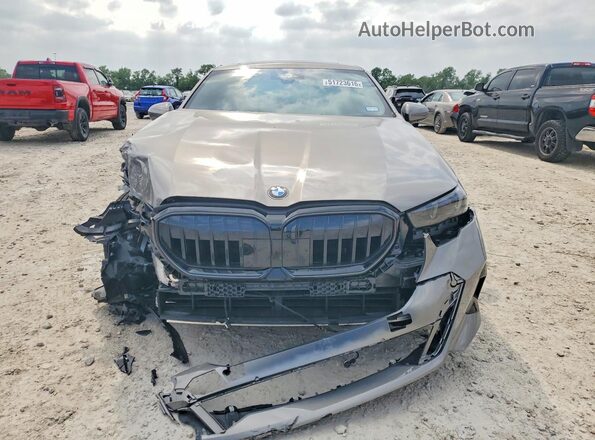 WBA43FJ06TCV41290 2026 BMW 5 SERIES Gray Դիմացի տեսք