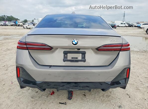 WBA43FJ06TCV41290 2026 BMW 5 SERIES Gray Հետևի տեսք