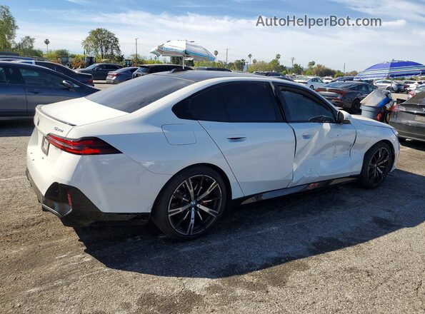 WBA43FJ07RCS27365 2024 BMW 5 SERIES White Задня права чверть