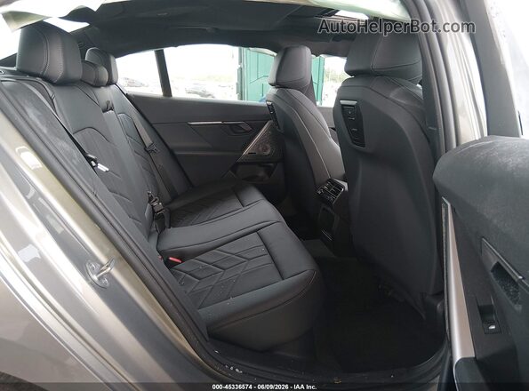 WBA43FJ07SCT67065 2025 BMW 5 SERIES Beige VIN sticker view