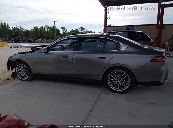 WBA43FJ07SCT67065 2025 BMW 5 SERIES Beige 360 interior view