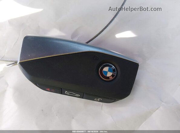 WBA43FJ09RCS37850 2024 BMW 5 SERIES Gold Вид панелі приладів