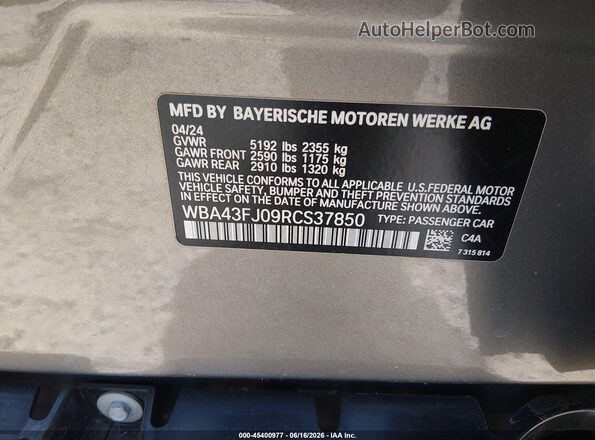 WBA43FJ09RCS37850 2024 BMW 5 SERIES Gold Вид підкапотного простору