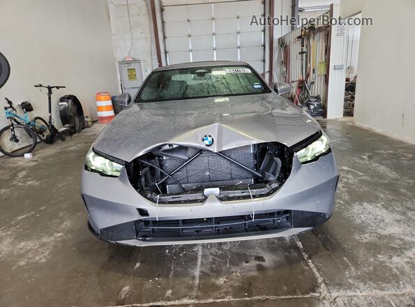 WBA43FJ09TCV65373 2026 BMW 5 SERIES Silver Панорамний вид салону 360°