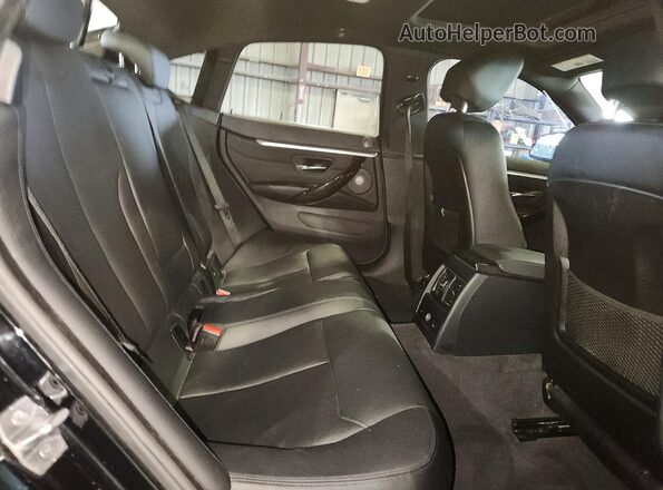 WBA4E5C54HG189114 2017 BMW 4 SERIES Black Widok tylnych siedzeń