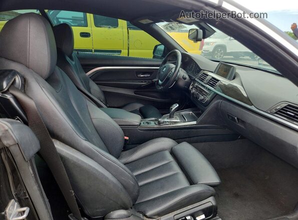 WBA4U7C50H5H19396 2017 BMW OTHER Black Հետևի նստատեղերի տեսք