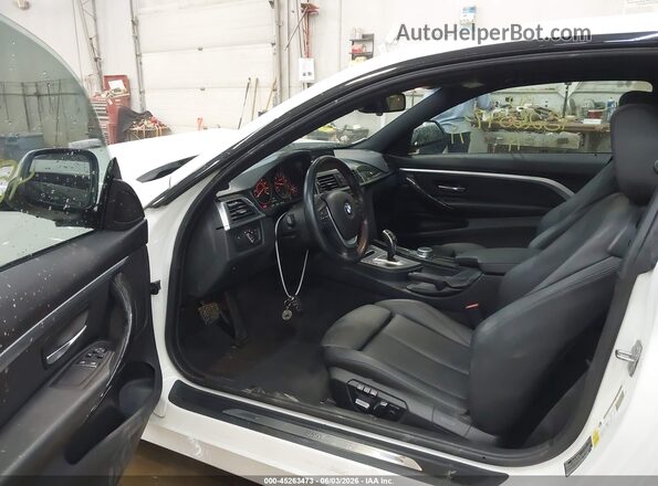 WBA4W3C54KAF93562 2019 BMW 4 SERIES White Вид салону спереду