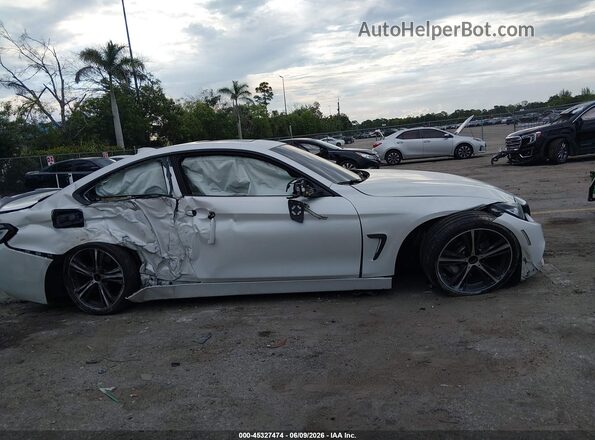 WBA4W7C02LFH61909 2020 BMW 4 SERIES White Vista interior trasera