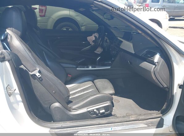 WBA4Z3C51JEC47905 2018 BMW 4 SERIES White Вид салону спереду